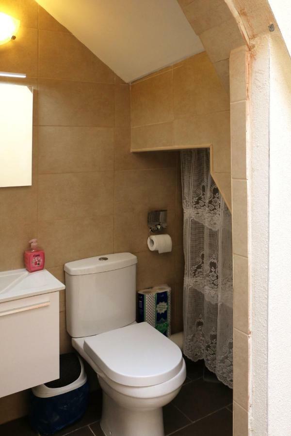 5 Minute Walk From Malta Airport Gudja Exterior photo